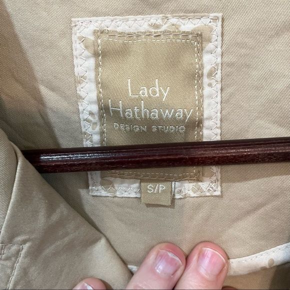 Lady Hathaway cream color long sleeve button up blazer jacket size small - Picture 11 of 11